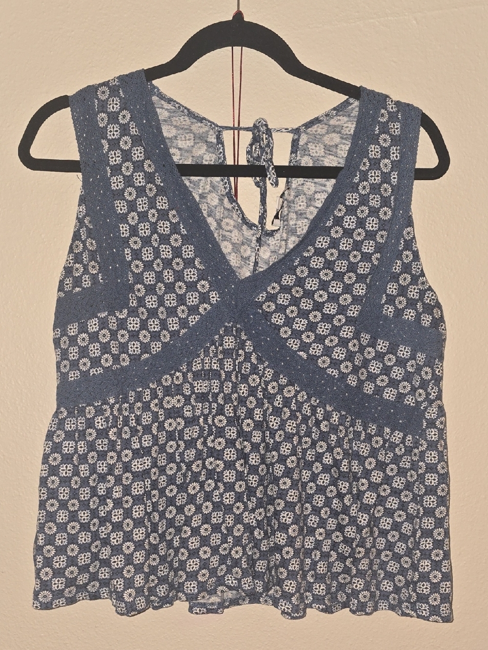 True Craft Blue Floral Crochet-Trim Camisole
